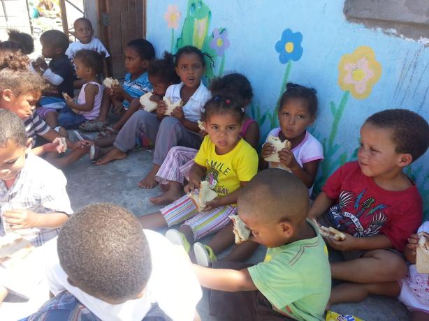 901615_217660458434749_2120739687_o